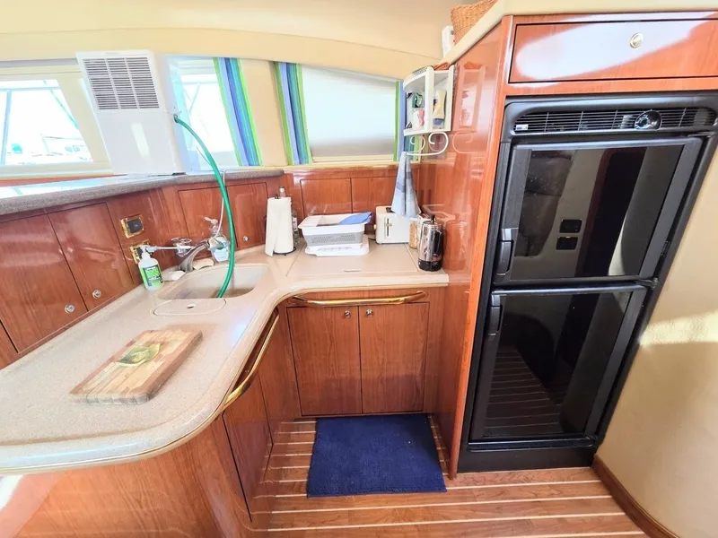 Slide: The Image of Sea Ray 480 Motor Yacht 2002 - 7508477