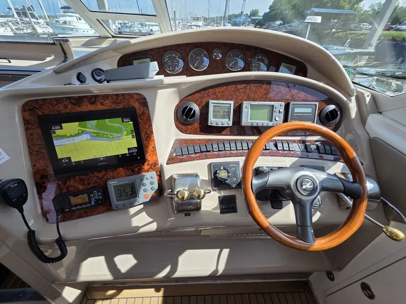 Slide: The Image of Sea Ray 480 Motor Yacht 2002 - 7508473
