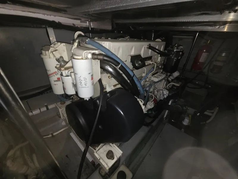 Slide: The Image of Sea Ray 480 Motor Yacht 2002 - 7508504