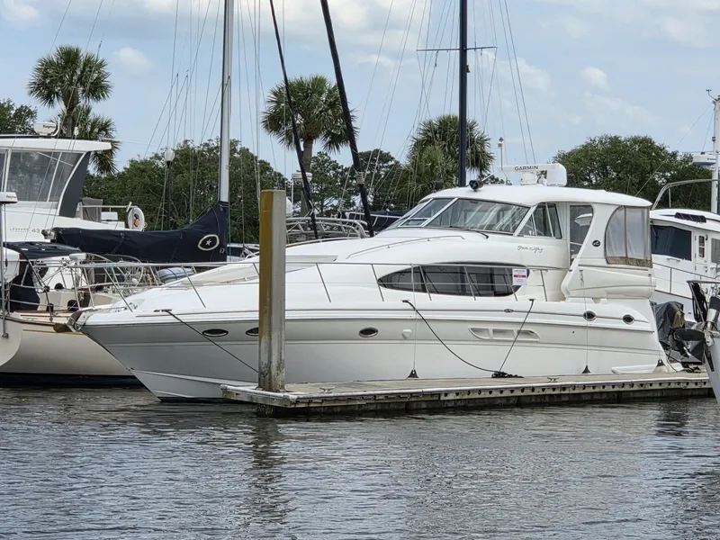 Slide: The Image of Sea Ray 480 Motor Yacht 2002 - 7508468