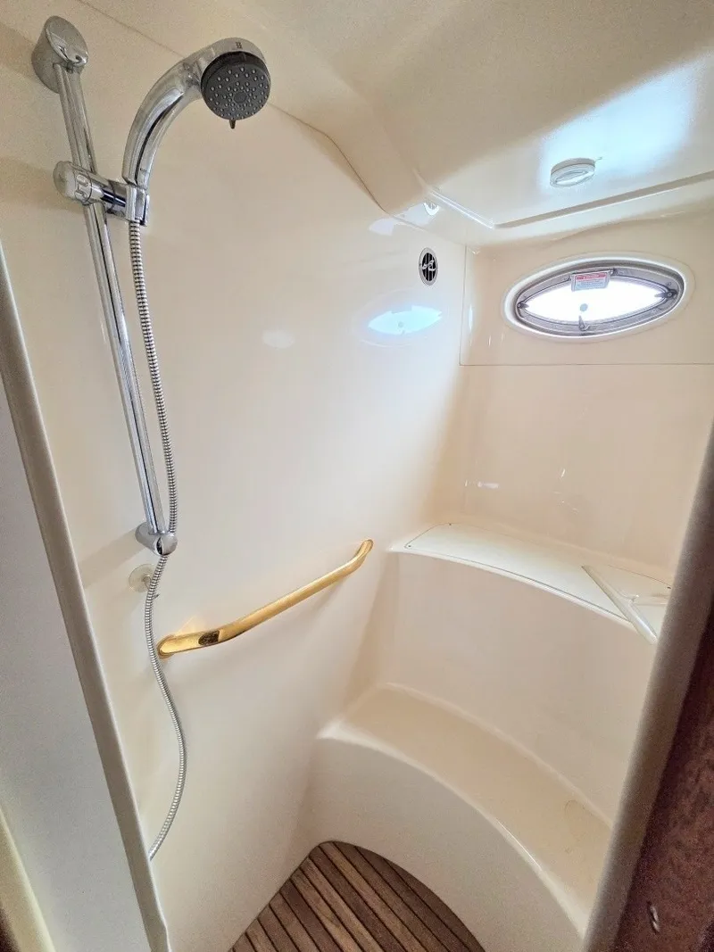 Slide: The Image of Sea Ray 480 Motor Yacht 2002 - 7508483