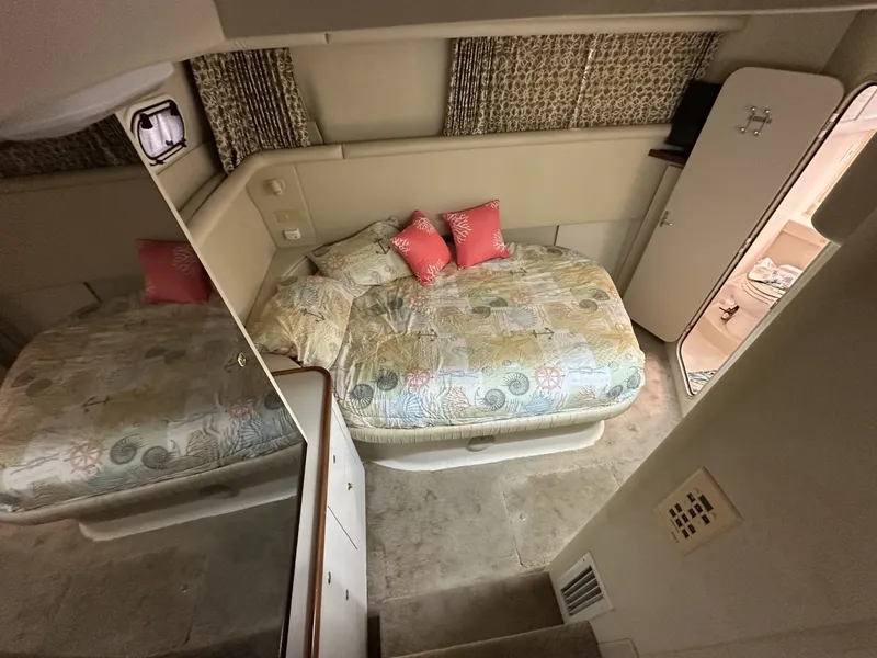 Slide: The Image of Cruisers 3650 Aft Cabin 1998 - 6105074