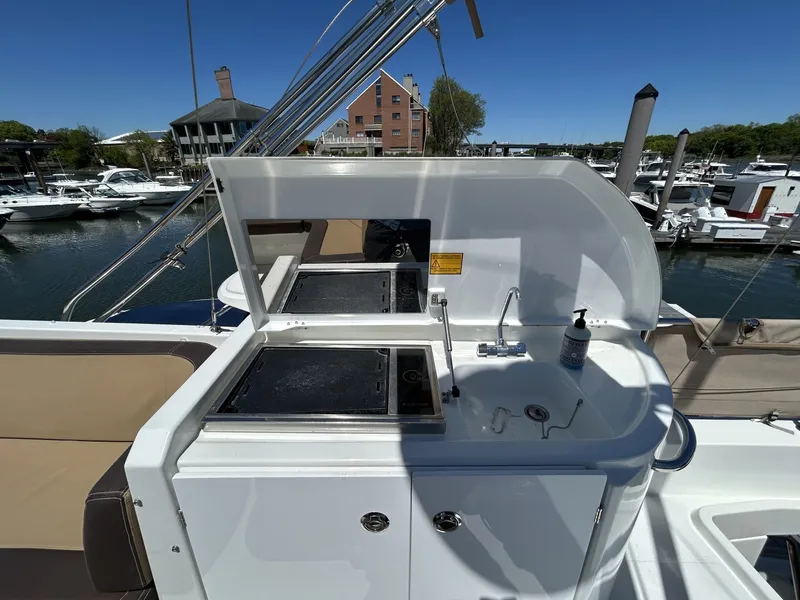 Slide: The Image of Beneteau 44 Swift Trawler 2018 - 6105238