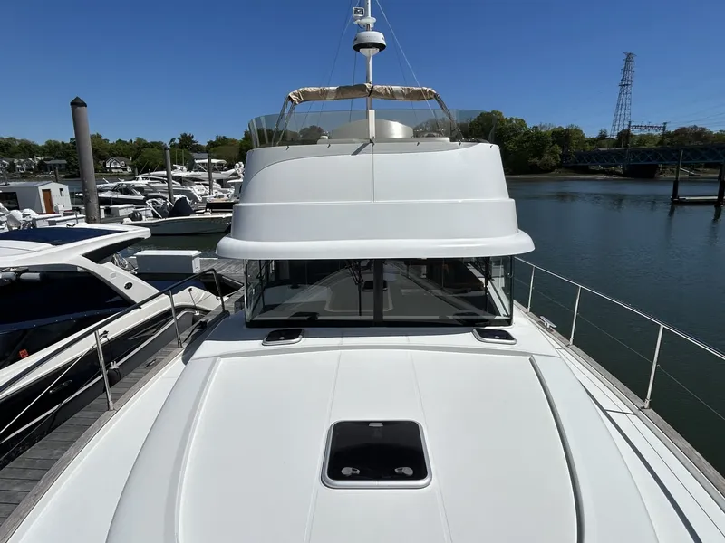 Slide: The Image of Beneteau 44 Swift Trawler 2018 - 6105232