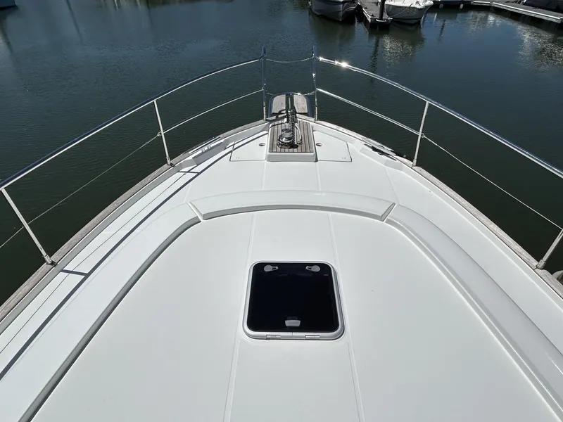 Slide: The Image of Beneteau 44 Swift Trawler 2018 - 6105233