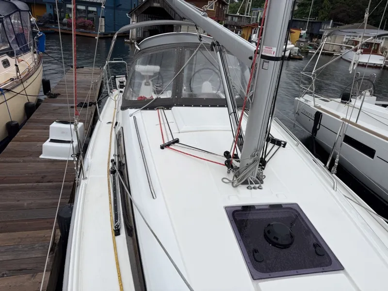 Slide: The Image of Beneteau Oceanis 30.1 2023 - 6112269