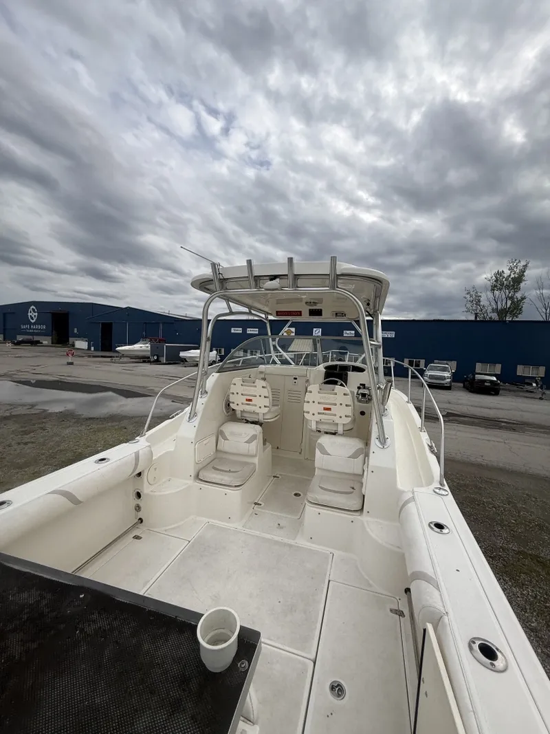 Slide: The Image of Boston Whaler 255 Conquest 2012 - 6105641