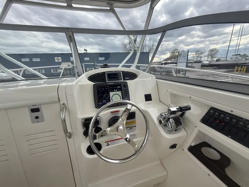 Slide: The Image of Boston Whaler 255 Conquest 2012 - 6105653