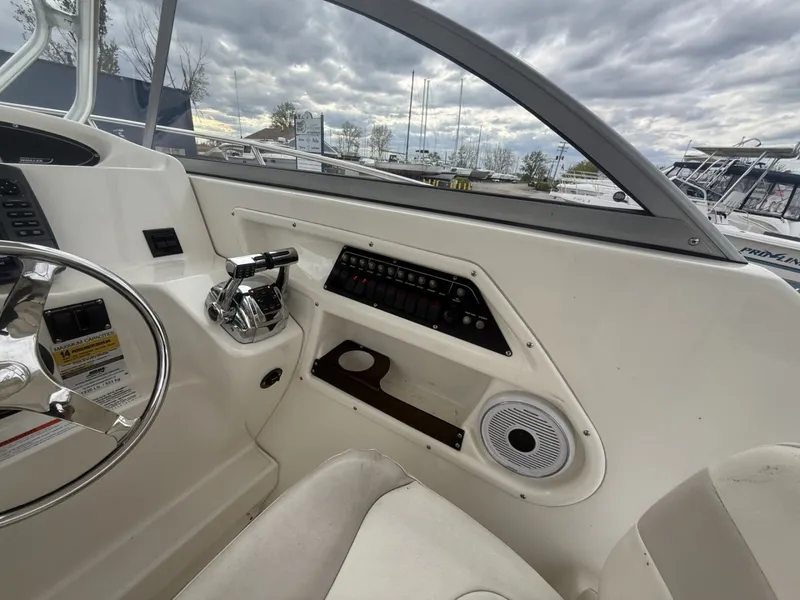 Slide: The Image of Boston Whaler 255 Conquest 2012 - 6105655