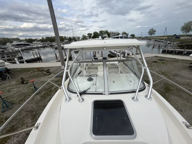 Slide: The Image of Boston Whaler 255 Conquest 2012 - 6105634