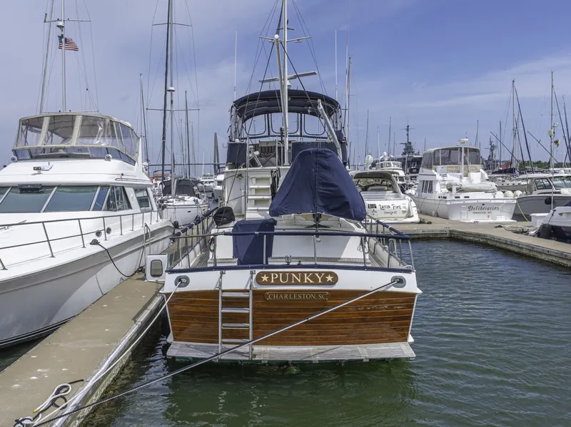 Slide: The Image of Grand Banks 49 Classic 1983 - 6106727