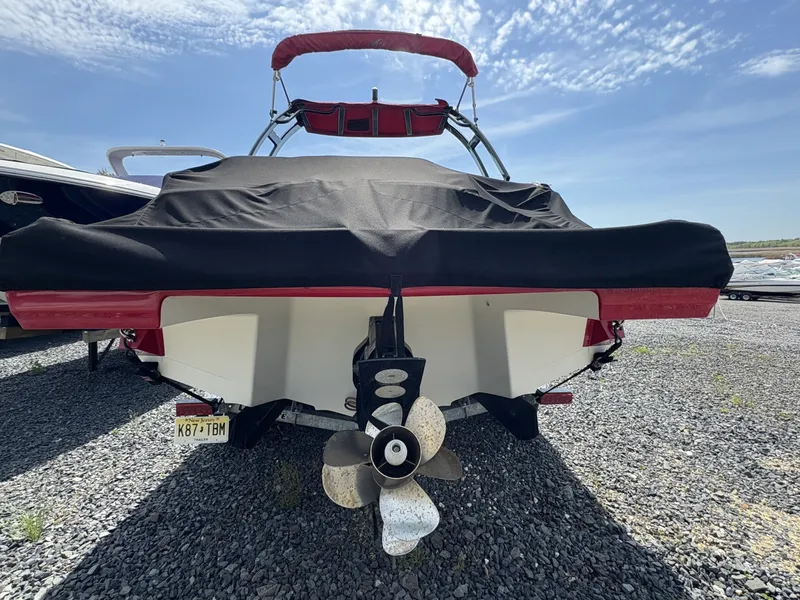 Slide: The Image of Monterey M5 Sport Boat 2013 - 6107381