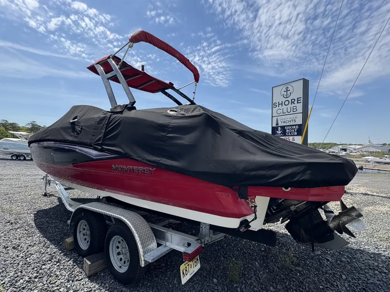 Slide: The Image of Monterey M5 Sport Boat 2013 - 6107382