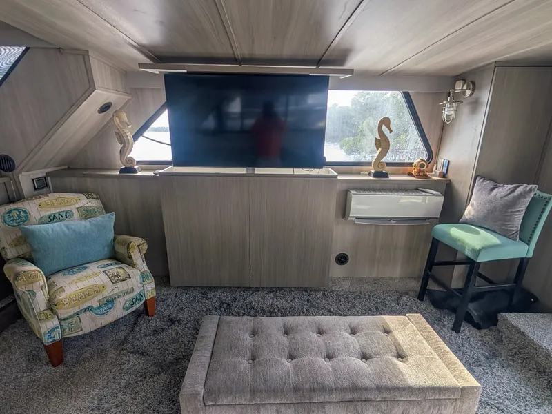 Slide: The Image of Blue Water 51 Coastal Cruiser Cockpit 1987 - 6107798