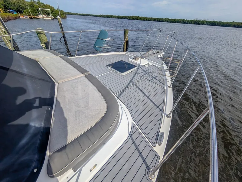 Slide: The Image of Blue Water 51 Coastal Cruiser Cockpit 1987 - 6107765