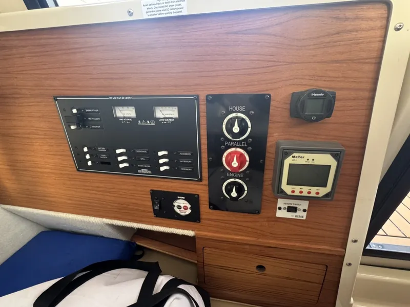 Slide: The Image of Ranger Tug R-27 2020 - 6107970