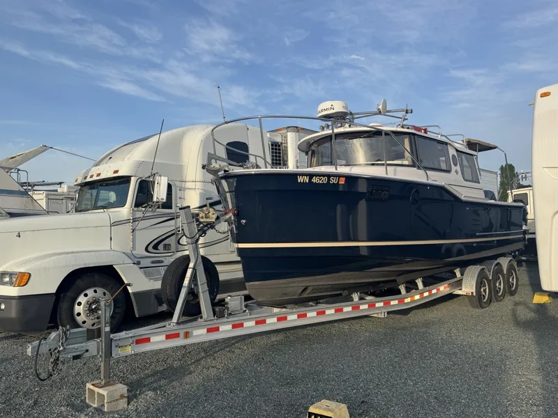 Slide: The Image of Ranger Tug R-27 2020 - 6107971