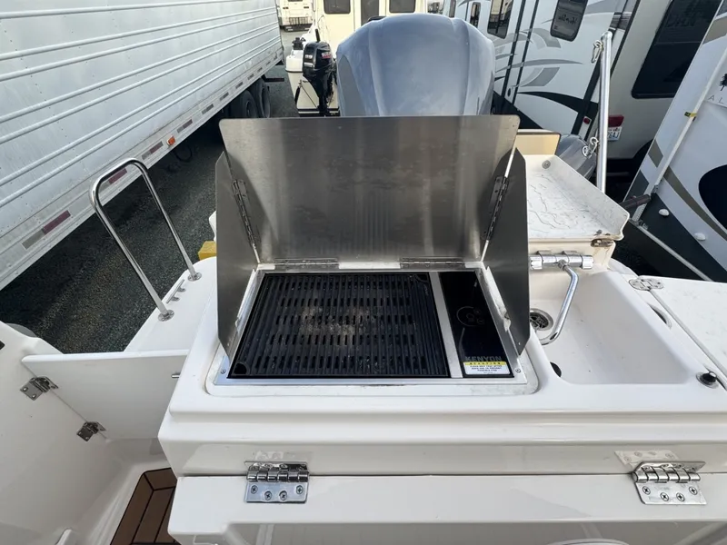 Slide: The Image of Ranger Tug R-27 2020 - 6107978