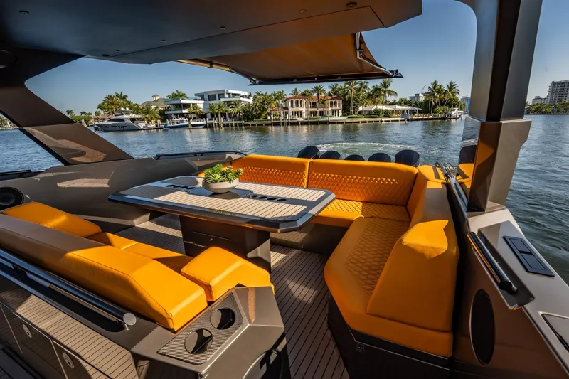 Slide: The Image of Vanquish 55 Veloce 2026 - 6108188