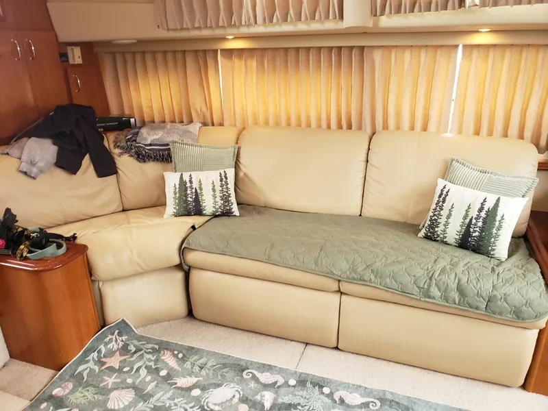 Slide: The Image of Carver Yachts 444 Motor Yacht 2005 - 6108533