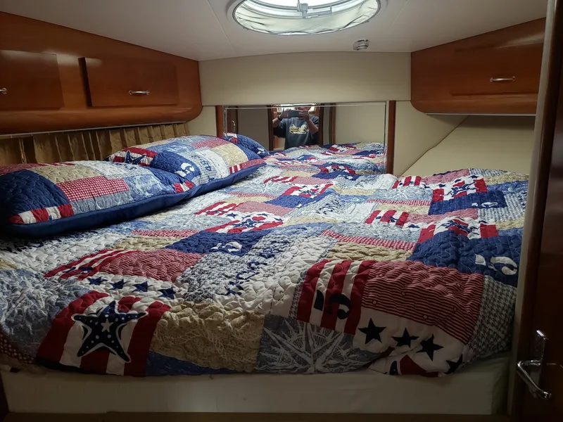 Slide: The Image of Carver Yachts 444 Motor Yacht 2005 - 6108535