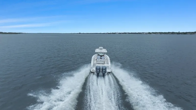 Slide: The Image of Robalo R260 2013 - 6108686