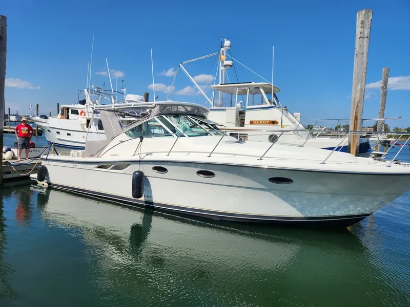 The Image of Tiara 3500 Open 1998 - 6109154