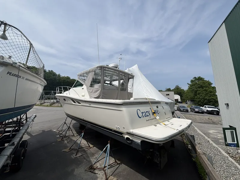 Slide: The Image of Tiara 3500 Open 1998 - 6780343