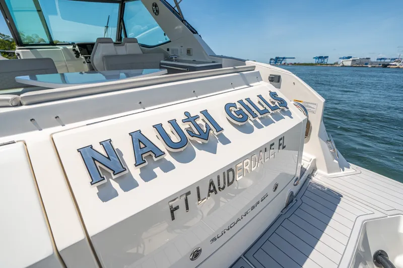 Slide: The Image of Sea Ray 320 Sundancer 2021 - 6109549