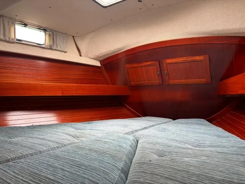 Slide: The Image of Aft cabin - 6109211