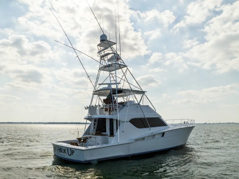 Slide: The Image of Hatteras 60 Reel Hook'Up - Exterior Profile 2002 Hatteras 60 Convertible Reel Hook'Up - 7382567