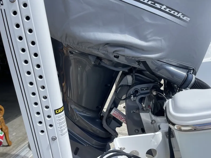 Slide: The Image of Sea Hunt BX25FS 2020 - 7508459
