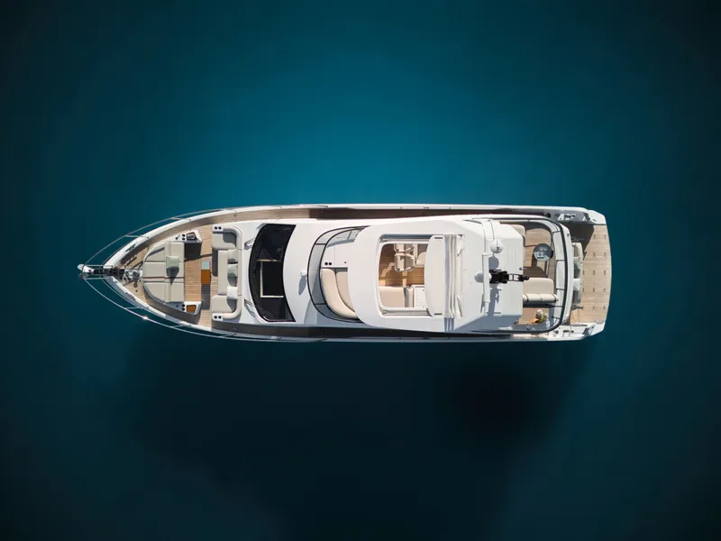 Slide: The Image of Azimut 62 FLY 2026 - 6109818