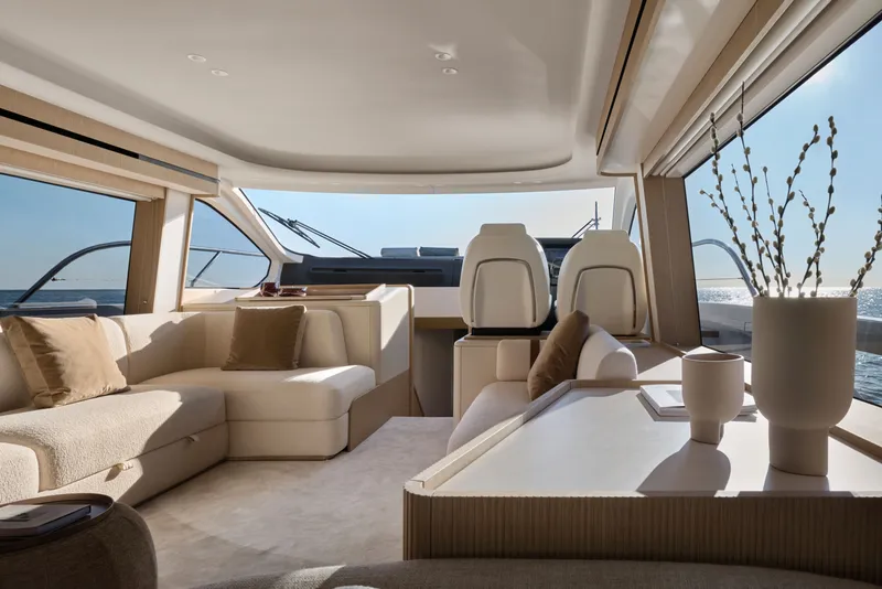 Slide: The Image of Azimut 62 FLY 2026 - 6109849