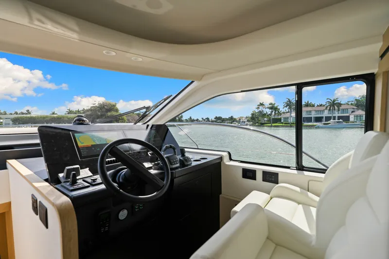 Slide: The Image of Azimut FLY 62 2026 - 6205538