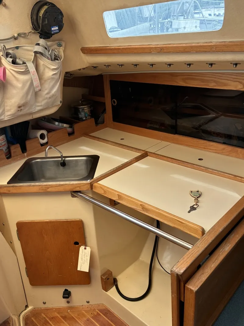 Slide: The Image of J Boats J/30 1985 - 6109883