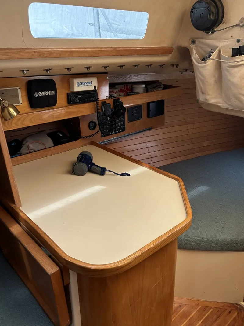 Slide: The Image of J Boats J/30 1985 - 6109886