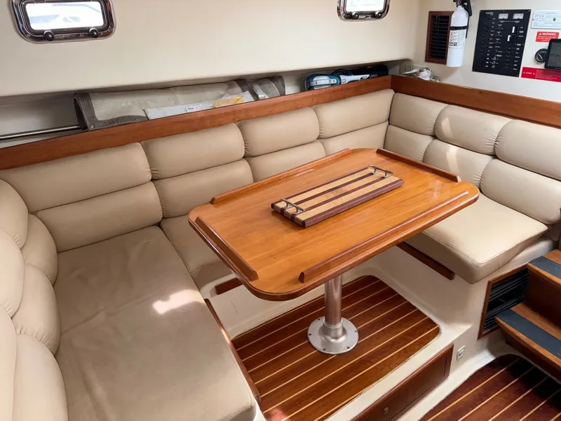 Slide: The Image of Mainship 34' Pilot 2003 - 6257444