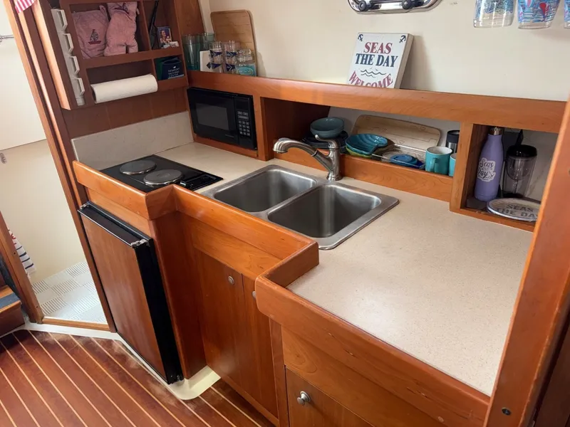 Slide: The Image of Mainship 34' Pilot 2003 - 6257446