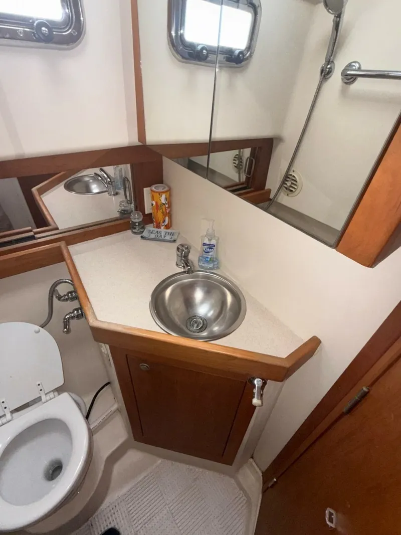 Slide: The Image of Mainship 34' Pilot 2003 - 6257449