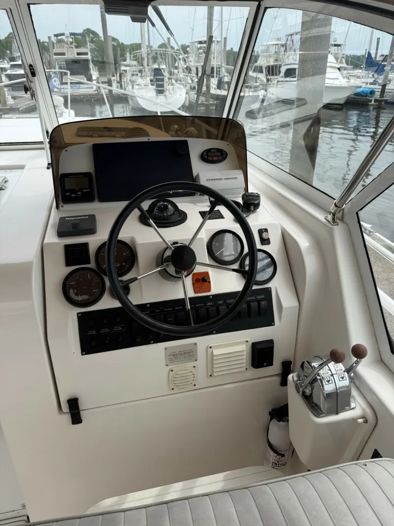 Slide: The Image of Mainship 34' Pilot 2003 - 6257343