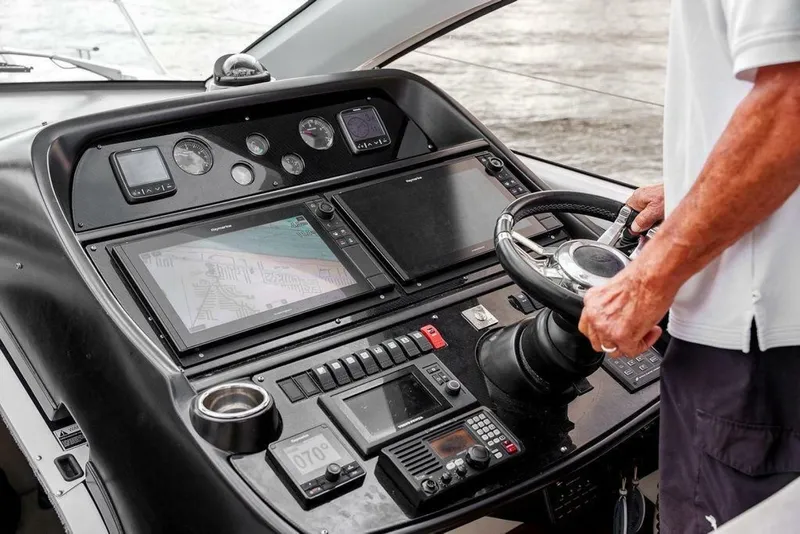 Slide: The Image of Sunseeker 48 2013 - 6110436