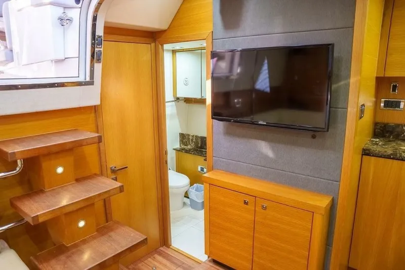 Slide: The Image of Sunseeker 48 2013 - 6110449