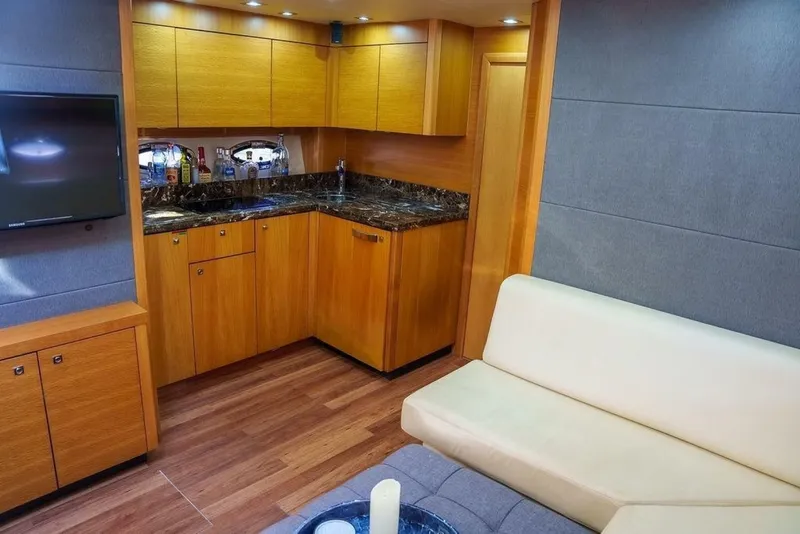 Slide: The Image of Sunseeker 48 2013 - 6110468