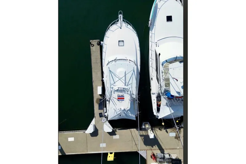 Slide: The Image of Cabo 40 2004 - 6110604