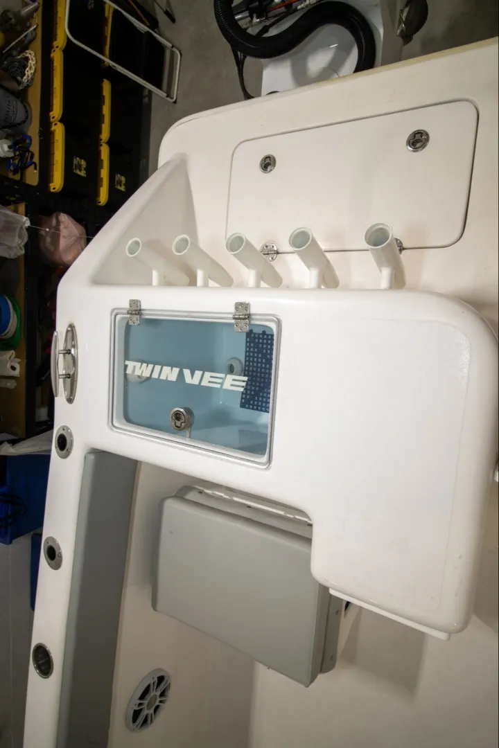 Slide: The Image of Twin Vee 340 GFX 2023 - 6304189