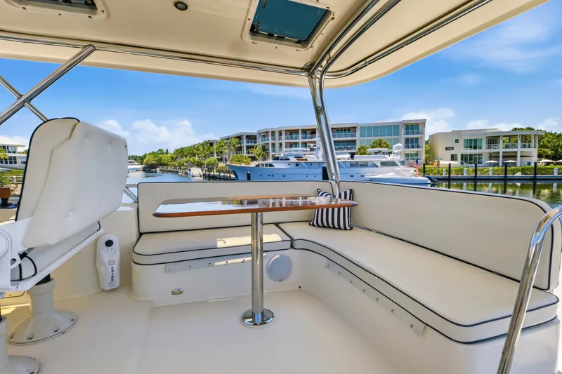 Slide: The Image of Hinckley Yachts TALARIA 55MY 2007 - 6111045