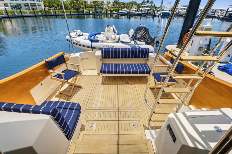 Slide: The Image of Hinckley Yachts TALARIA 55MY 2007 - 6111046