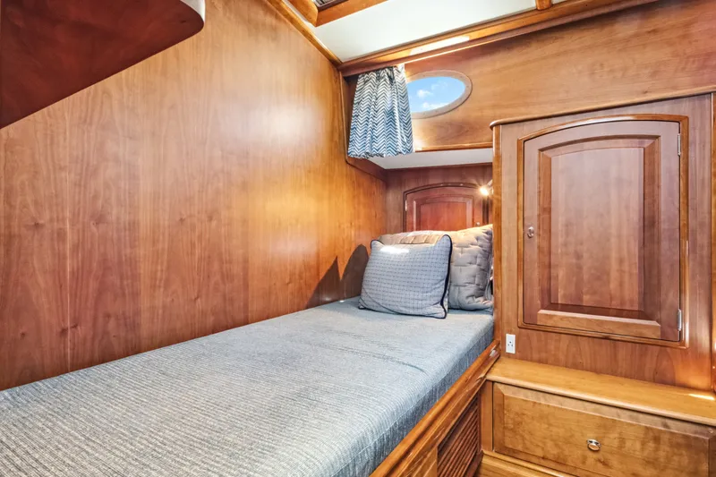 Slide: The Image of Hinckley Yachts TALARIA 55MY 2007 - 6111056