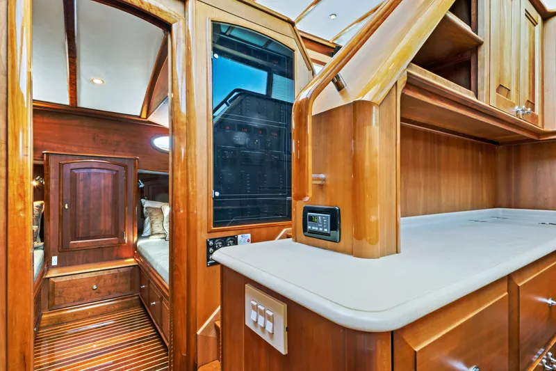 Slide: The Image of Hinckley Yachts TALARIA 55MY 2007 - 6111088